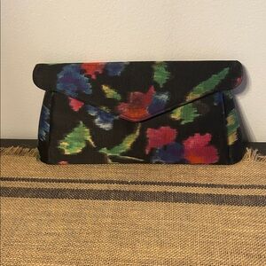 [Manon] VINTAGE Floral Black Clutch with Mirror